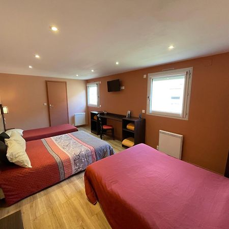 Brit Hotel St-Quentin/Nord Fayet  Zewnętrze zdjęcie